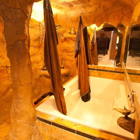 Black Swan Inn Luxurious Theme Rooms Pocatello Exterior photo