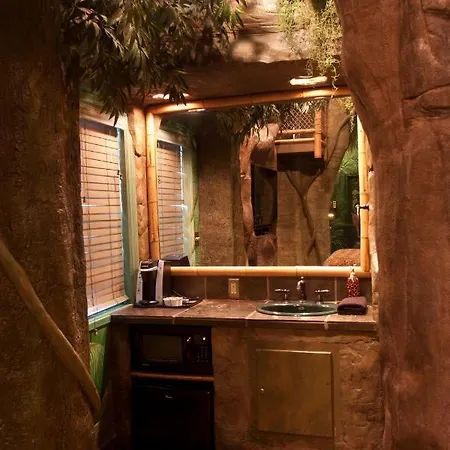 Black Swan Inn Luxurious Theme Rooms Pocatello Exterior photo