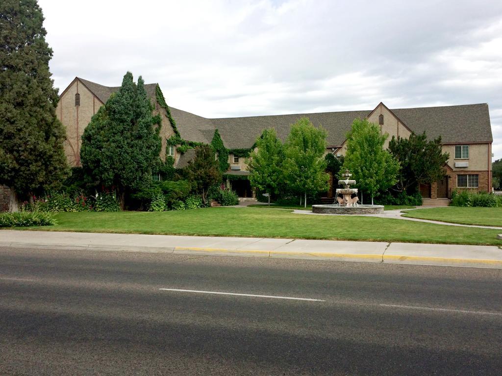 Hotel Black Swan Luxurious Theme Pocatello
